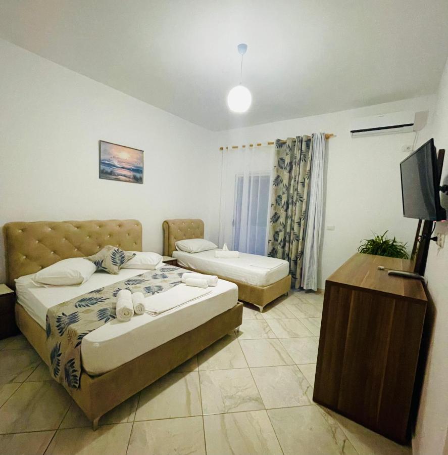Kred Hotel Orikum Extérieur photo